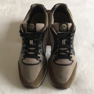 Men’s Size 10.5 Diesel Sneakers